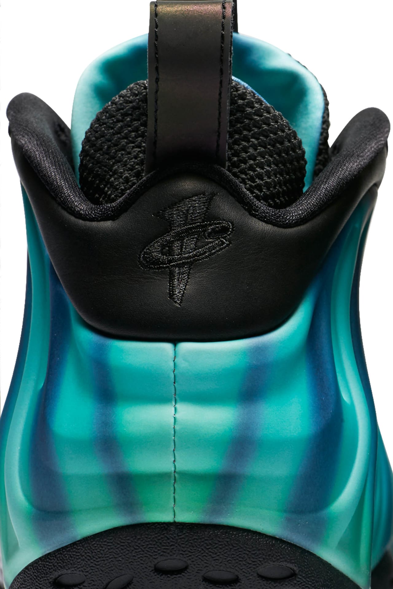 Nike Air Foamposite One 'Northern Lights' Release Date