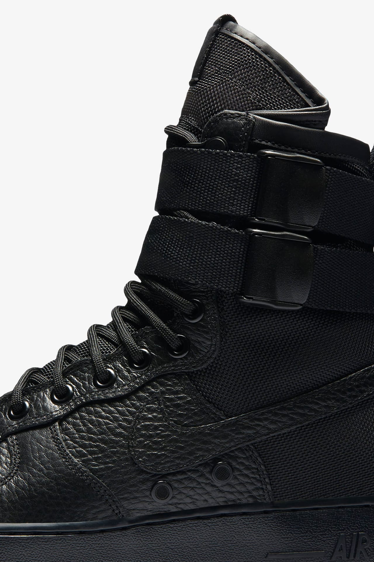 Nike SF AF-1 'Black & Gum'