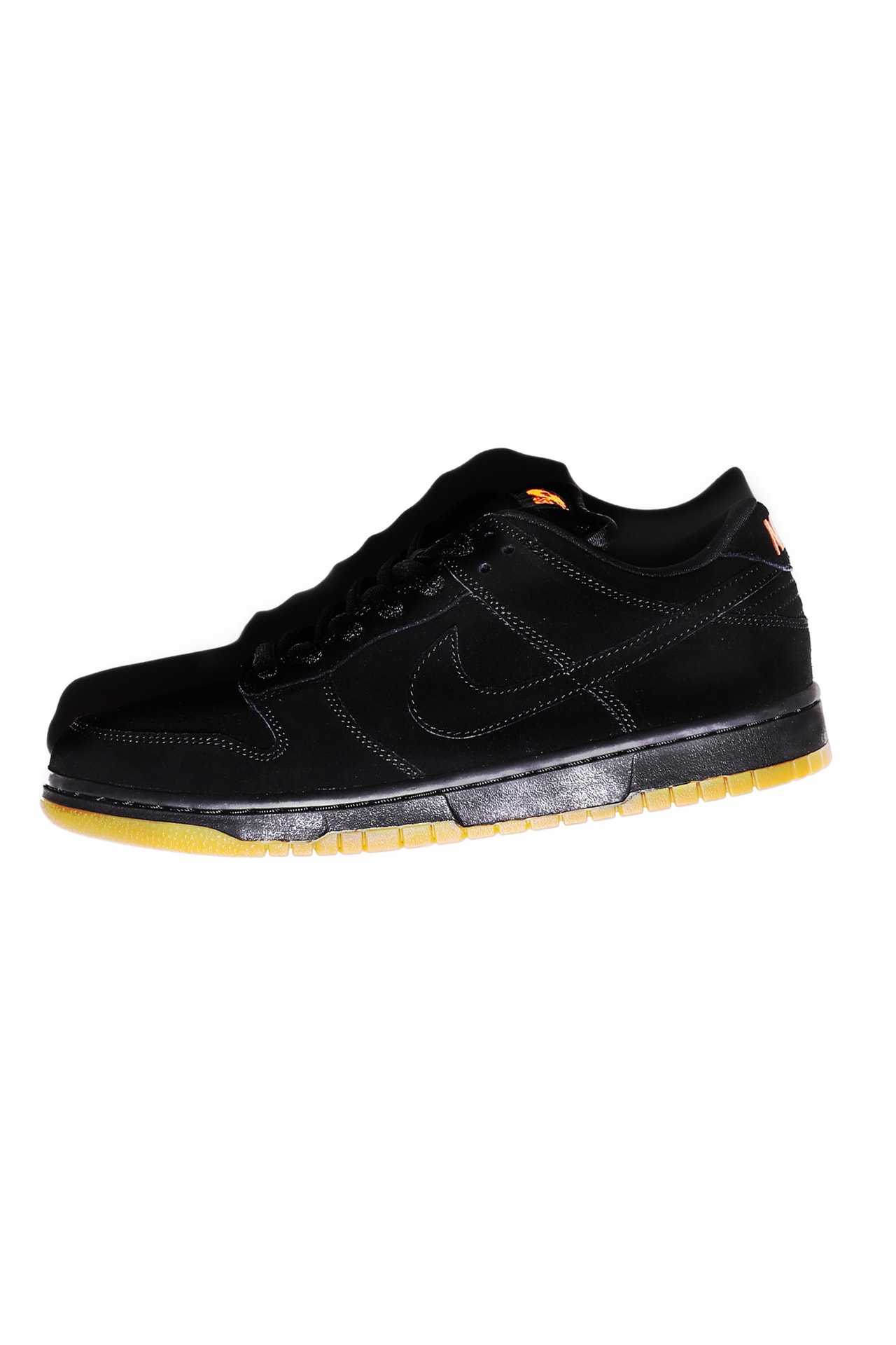 Στα άδυτα των sneakers: SB Pink Box
