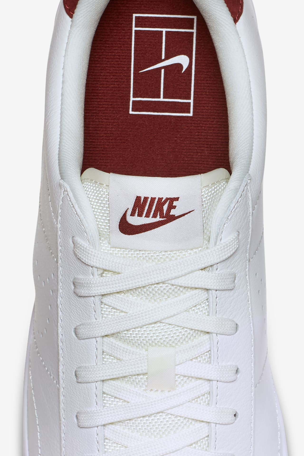 Nike classic tennis white best sale