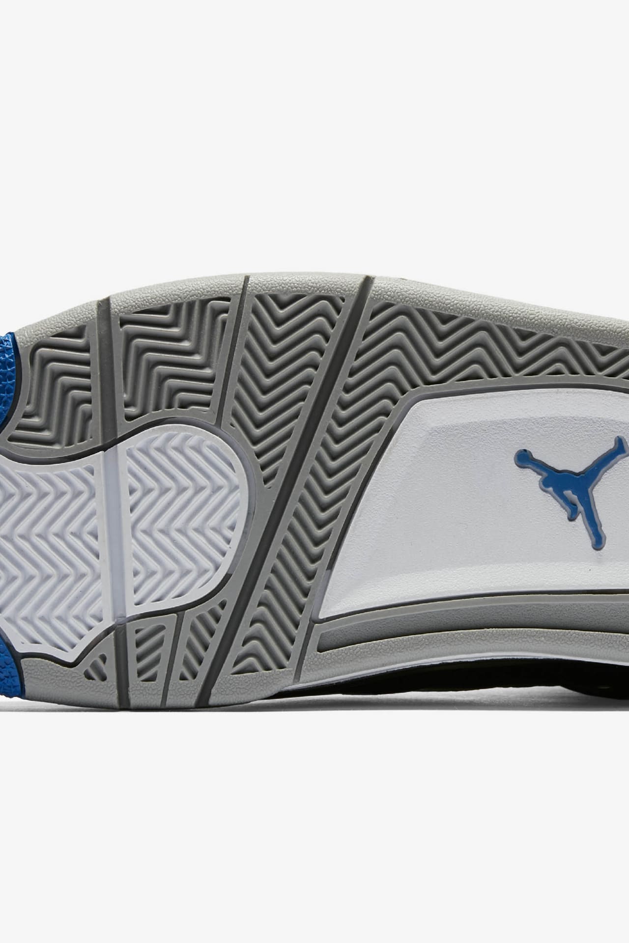 Air Jordan 4 Retro Motorsport Away Release Date. Nike SNKRS