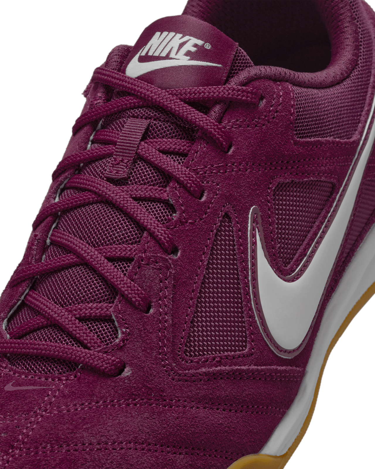 【NIKE公式】ガト 'Bordeaux' (HQ6020-600 / NIKE GATO SUE)