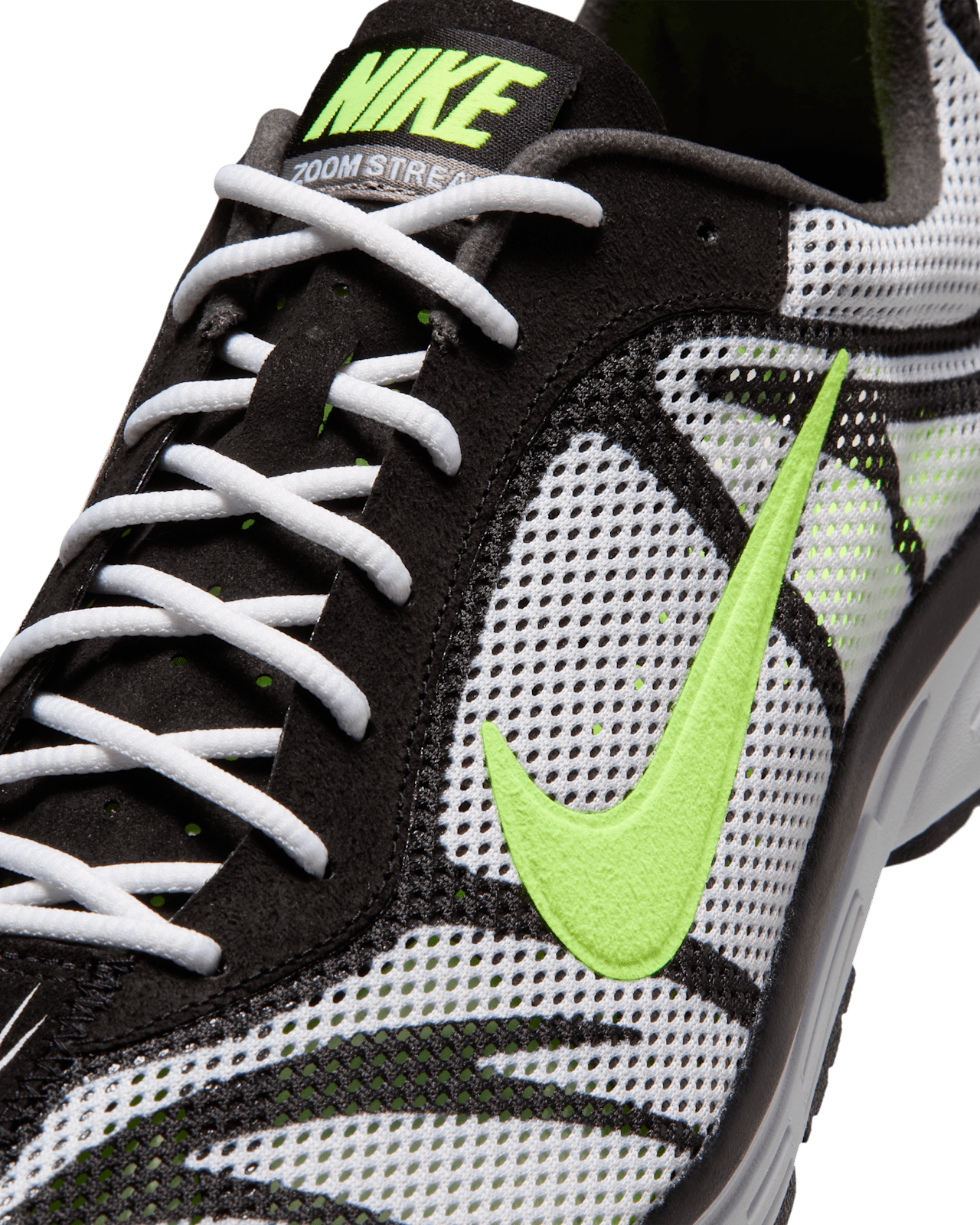 【NIKE公式】ズーム ストリーク 3 'Black and White' (IQ8012-100) 発売日