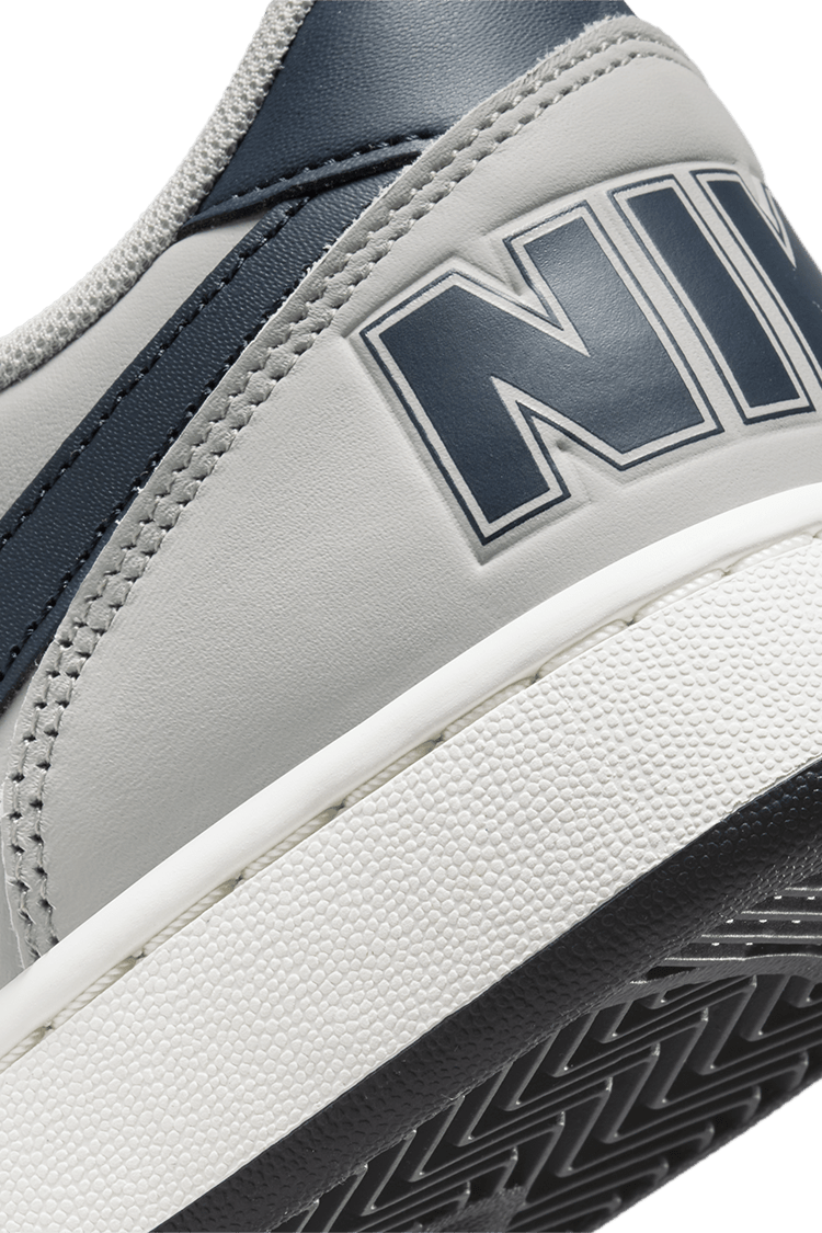 วันเปิดตัว Terminator Low "Dark Obsidian and Granite" (FN6830-001) 