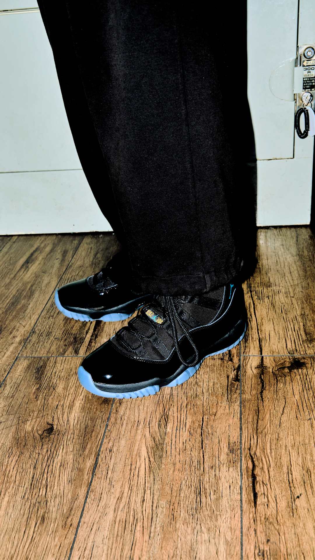 Street SNKRS :  AJ11 Gamma at CIRCUS OSAKA