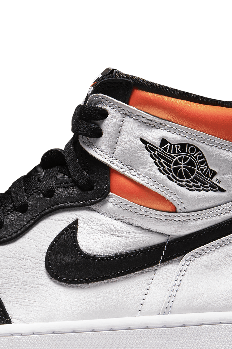 NIKE公式】エア ジョーダン 1 'Electro Orange' (555088-180 / AJ1 RETRO HI OG). Nike  SNKRS