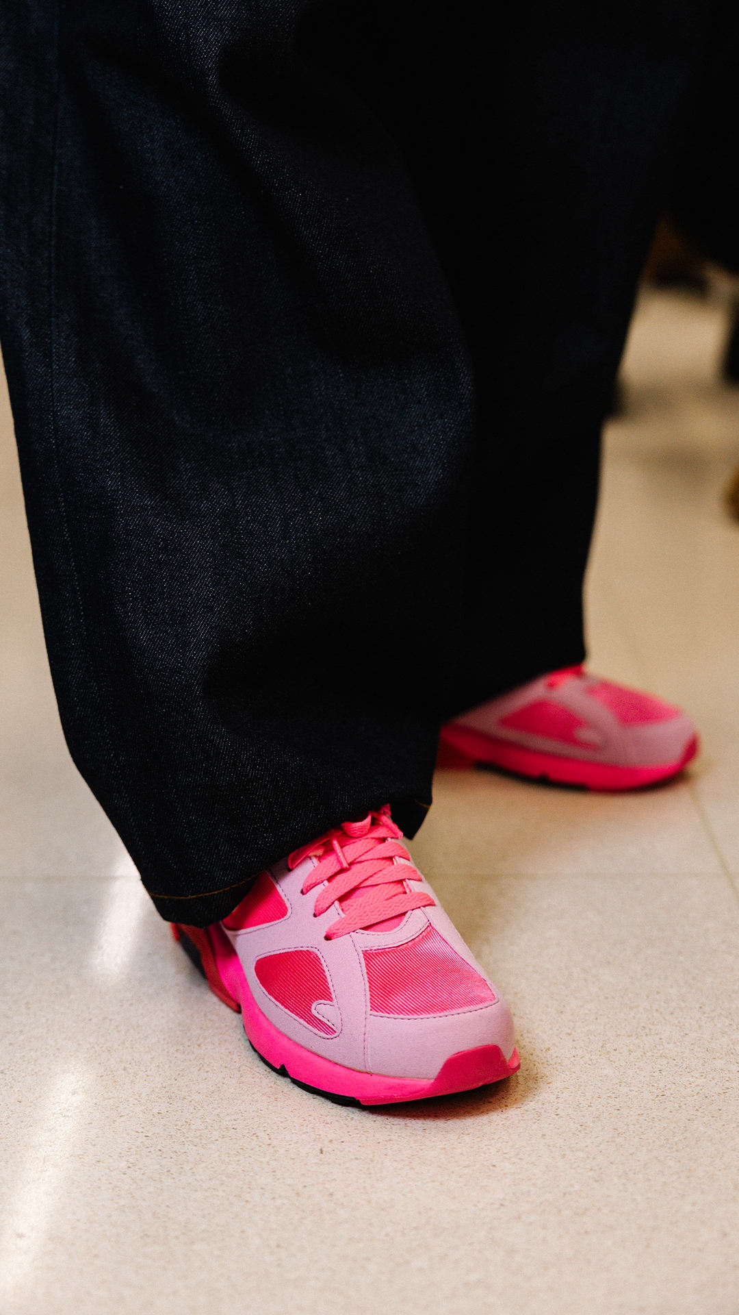 Street SNKRS – NAKED Copenhagen HOUSE PARTY Parigi 
