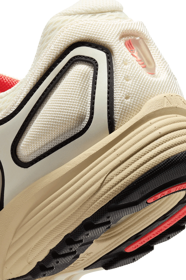 Air Pegasus Wave ‚Coconut Milk and Picante Red‘ (IB0612-100) – datum uvedení