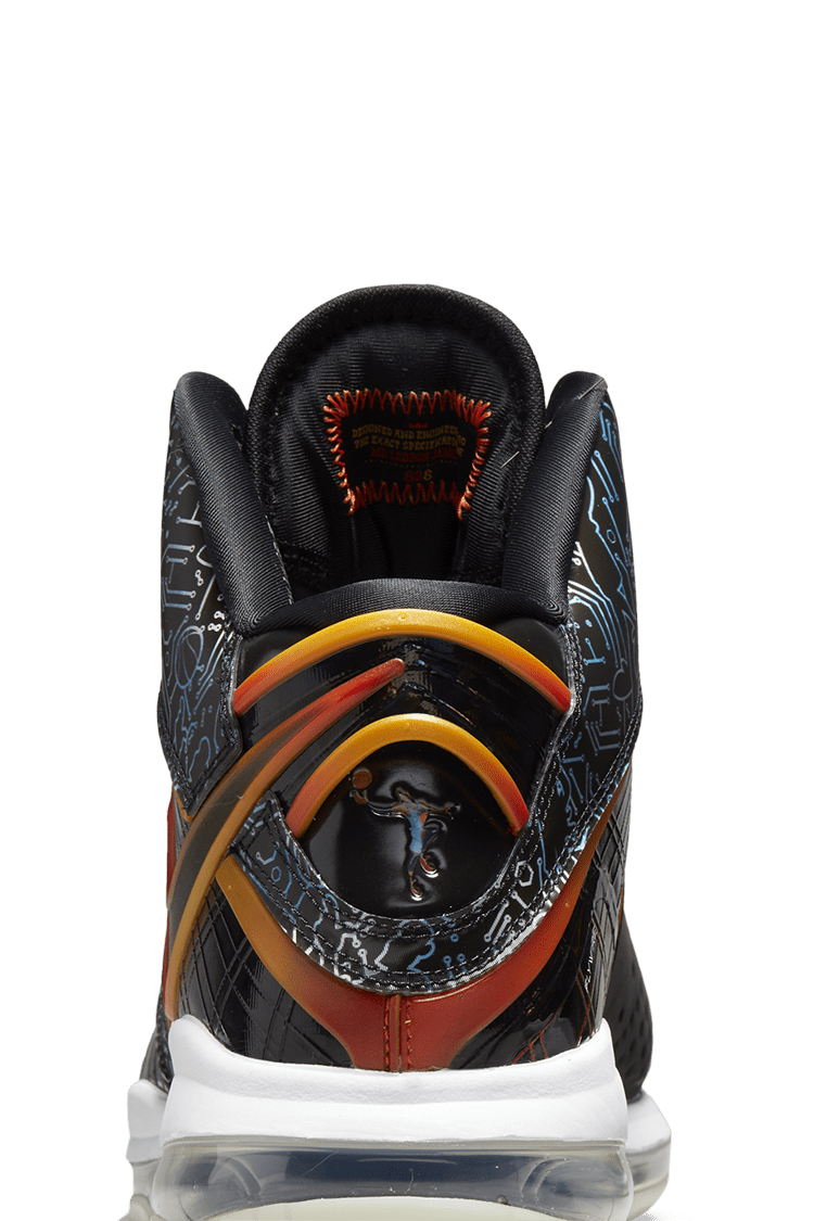 Fecha de lanzamiento del LeBron 8 "Space Jam"