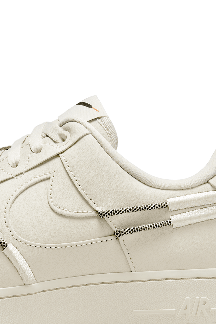 【NIKE公式】レディース エア フォース 1 'Light Orewood Brown' (DH4408-102 / WMNS AF 1 '07 LX)