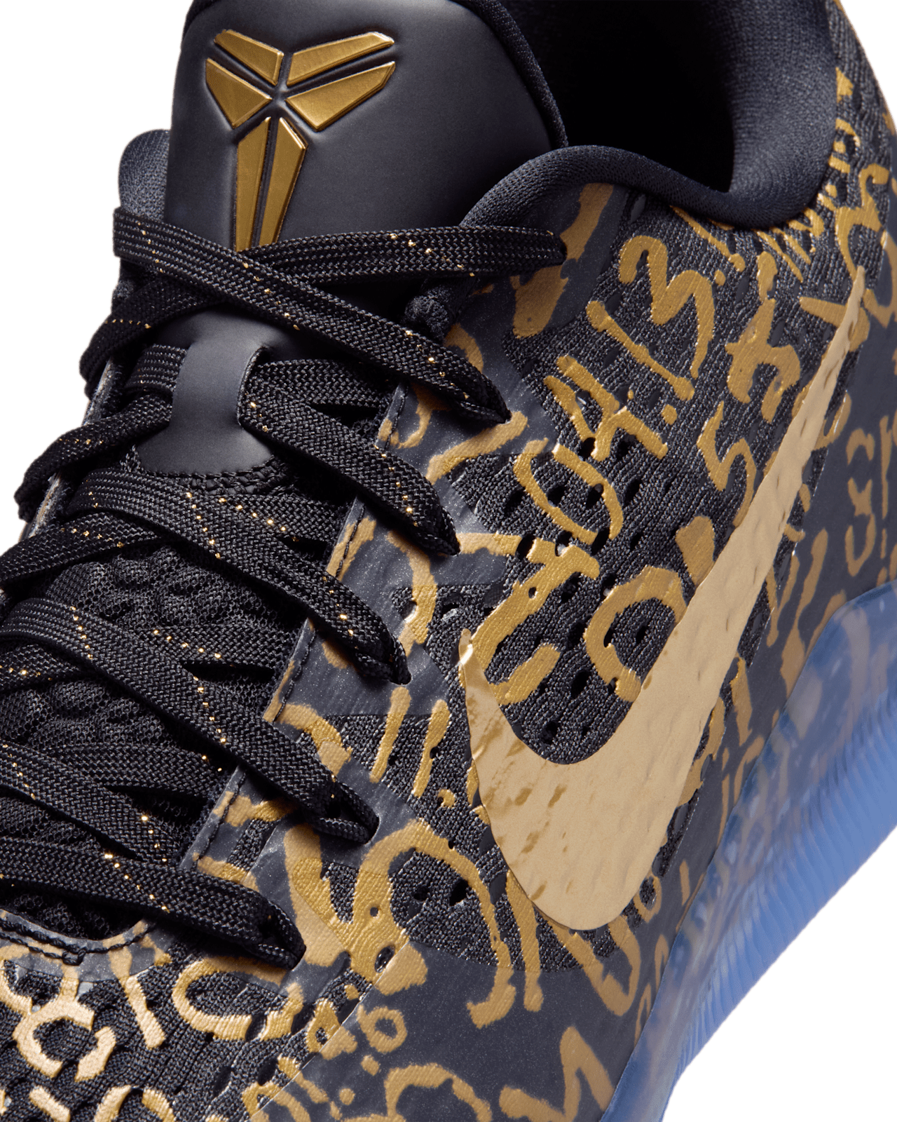 Kobe 11 Protro „Black and Metallic Gold” (IU4902-900) – megjelenési dátum