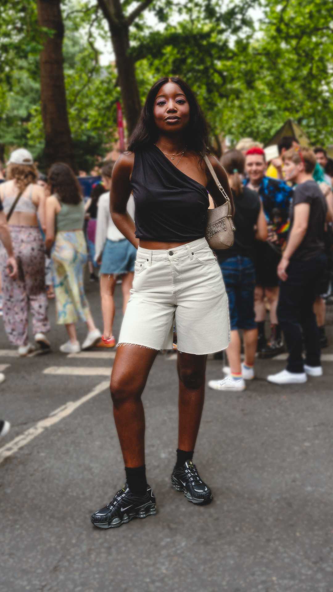 Street SNKRS : London Pride