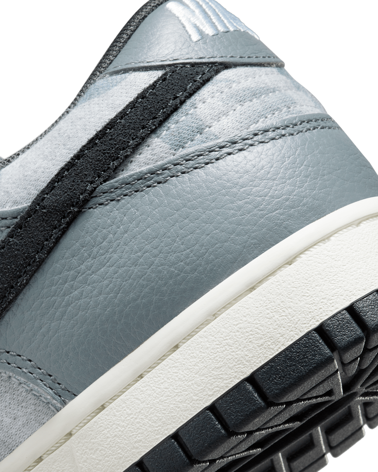 Fecha de lanzamiento del Dunk Low "Copy / Paste" (DQ5015-063)