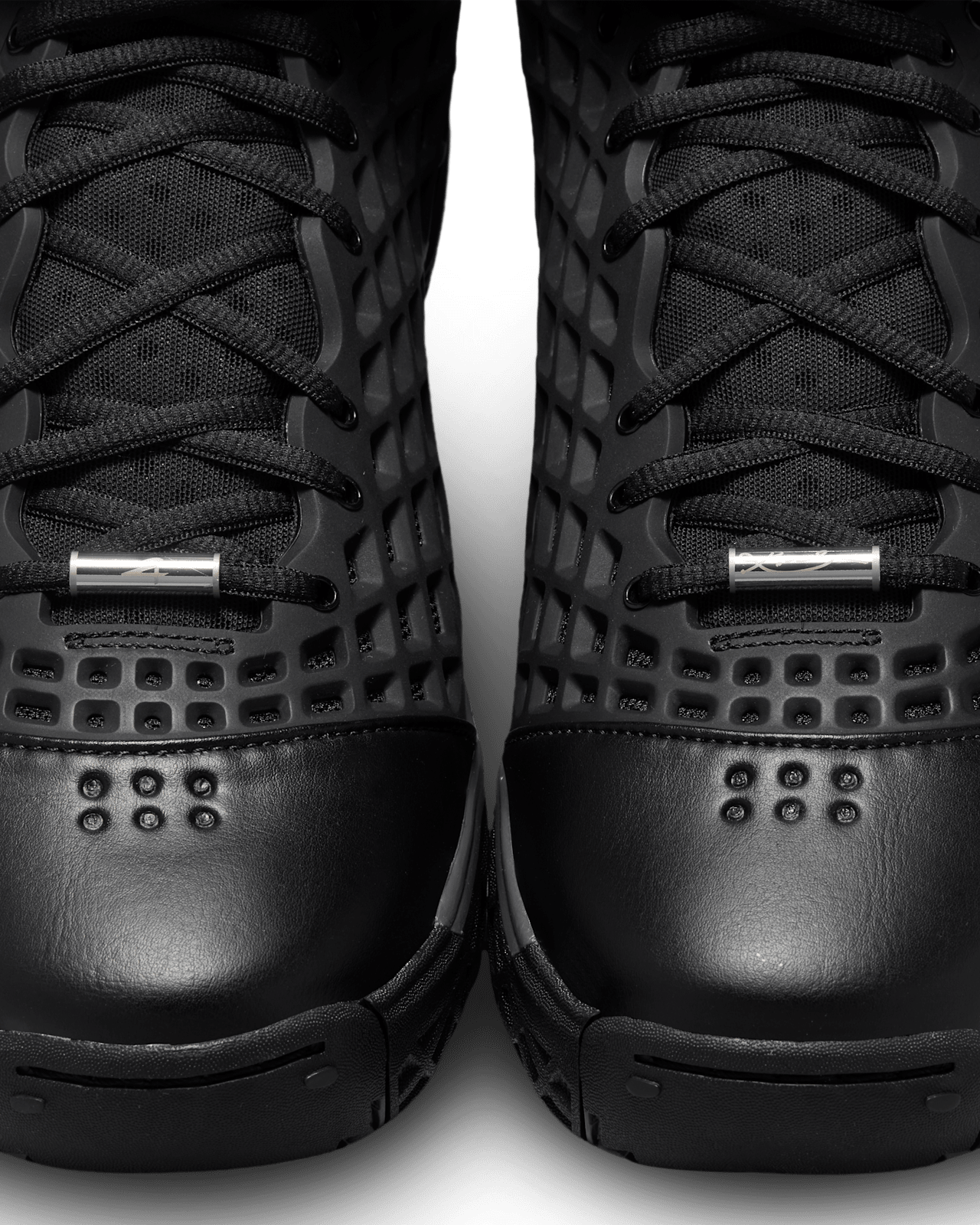 Kobe 3 Protro 'Black and White' (IQ5340-001) Release Date