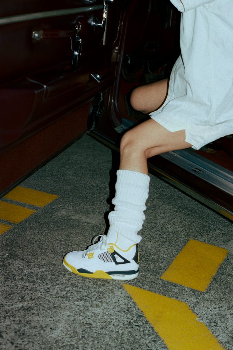 Women's Air Jordan 4 'Vivid Sulphur' (AQ9129101) release date. Nike SNKRS