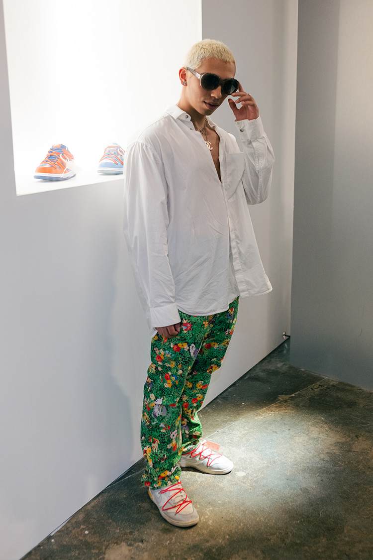 Street SNKRS: Virgil Abloh: The Codes