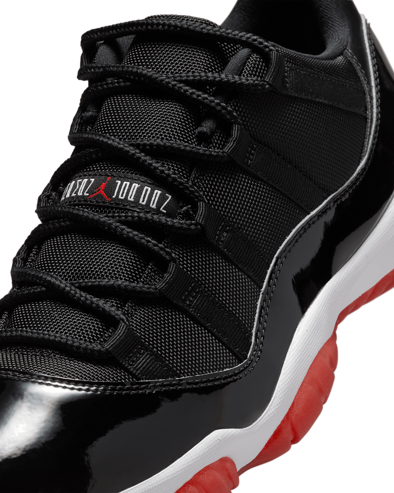 【NIKE公式】エア ジョーダン 11 LOW 'Bred' (FV5104-006 / AJ 11 RETRO LOW)