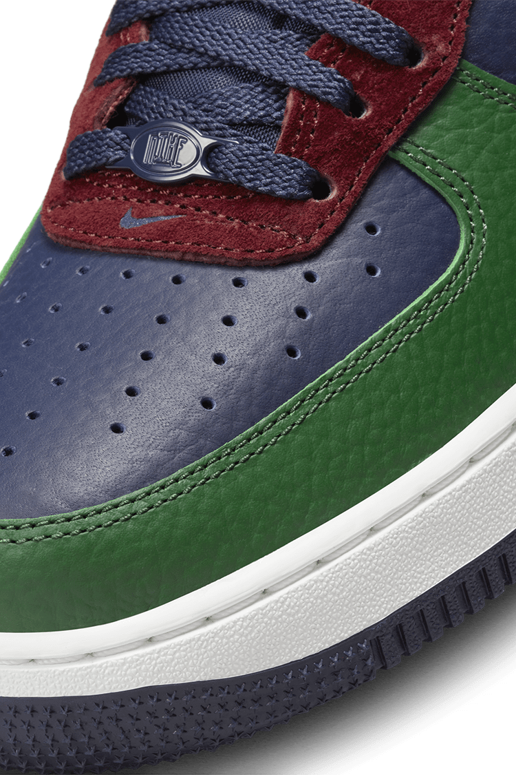 Fecha de lanzamiento del Air Force 1 '07 "Obsidian and Gorge Green" para mujer (DR0148-300) 