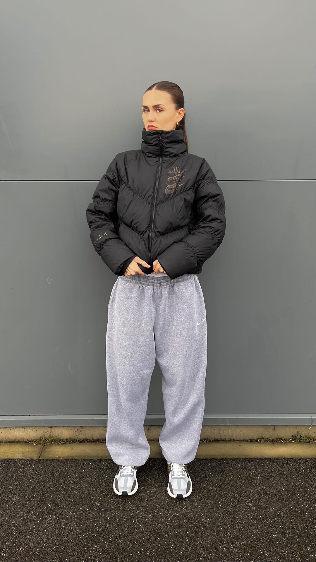 Street SNKRS – The Basement indossa Lunar Roam