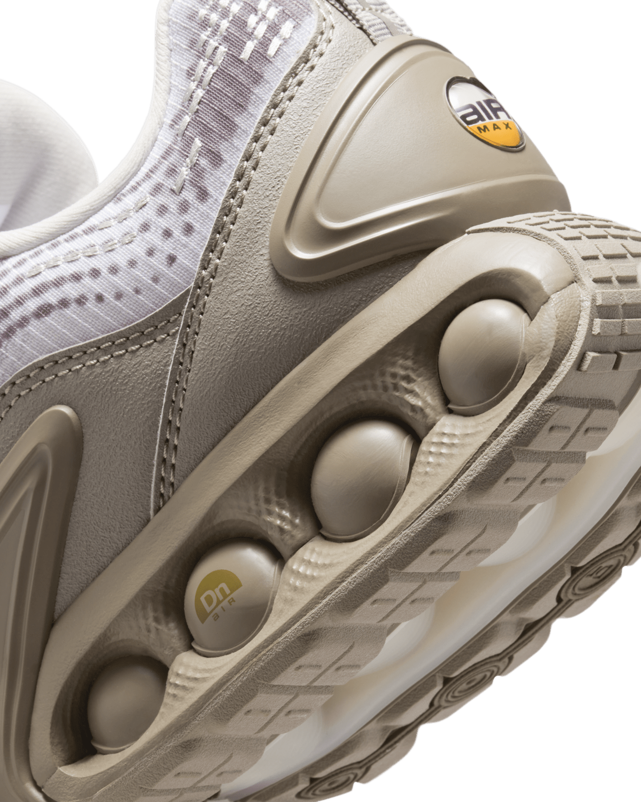 Air Max Dn ‚Light Bone and Light Taupe‘ (HQ0912-001) – datum uvedení