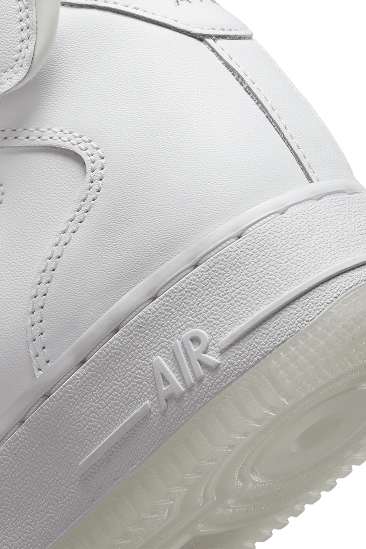 Fecha de lanzamiento del Air Force 1 Mid '07 "Color of the Month" (DZ2672-101)