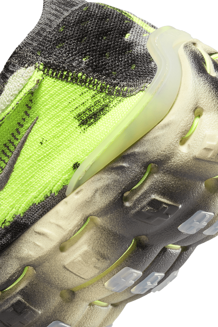 วันเปิดตัว ISPA MindBody "Barely Volt" (DH7546-700)