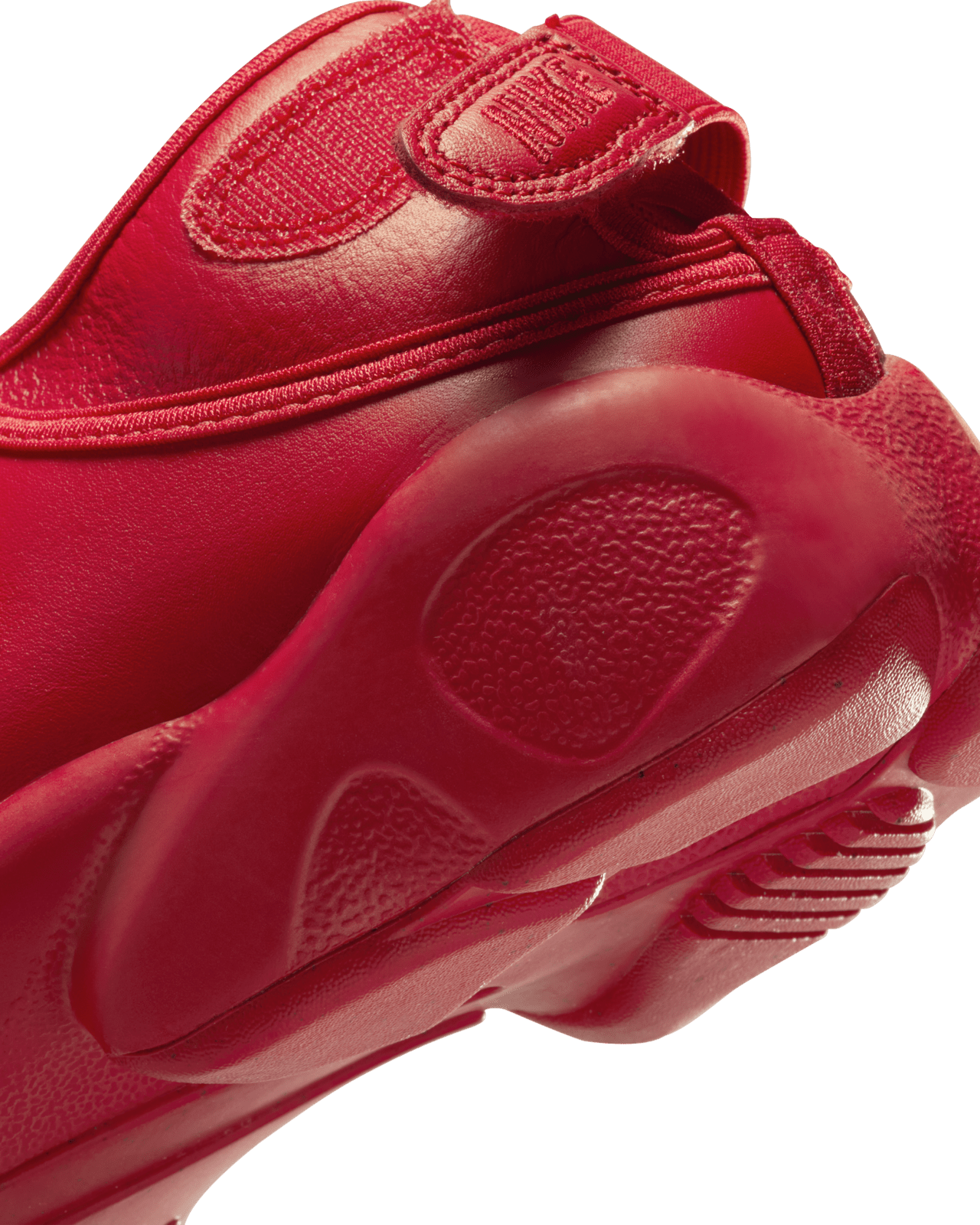 Ημερομηνία κυκλοφορίας του γυναικείου Air Rift Leather "Fire Red" (HM5737-600)