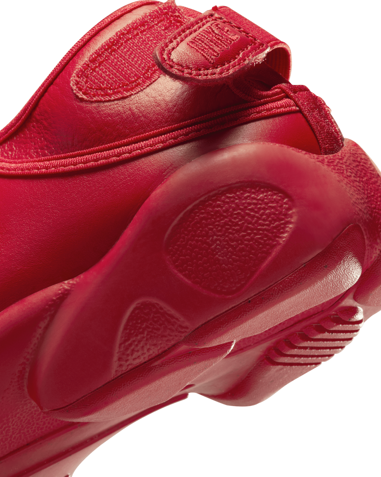 Air Rift Leather „Fire Red” női cipő (HM5737-600) – megjelenési dátum