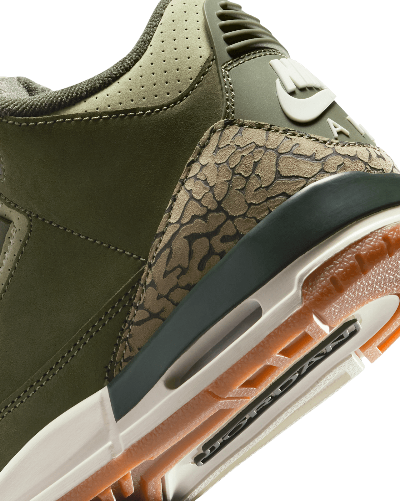 Big Kids' Air Jordan 3 'Medium Olive' (DM0967-202)