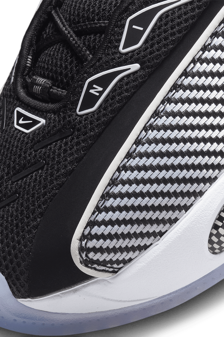 Fecha de lanzamiento del NOCTA Glide "Black and White" (DM0879-001)