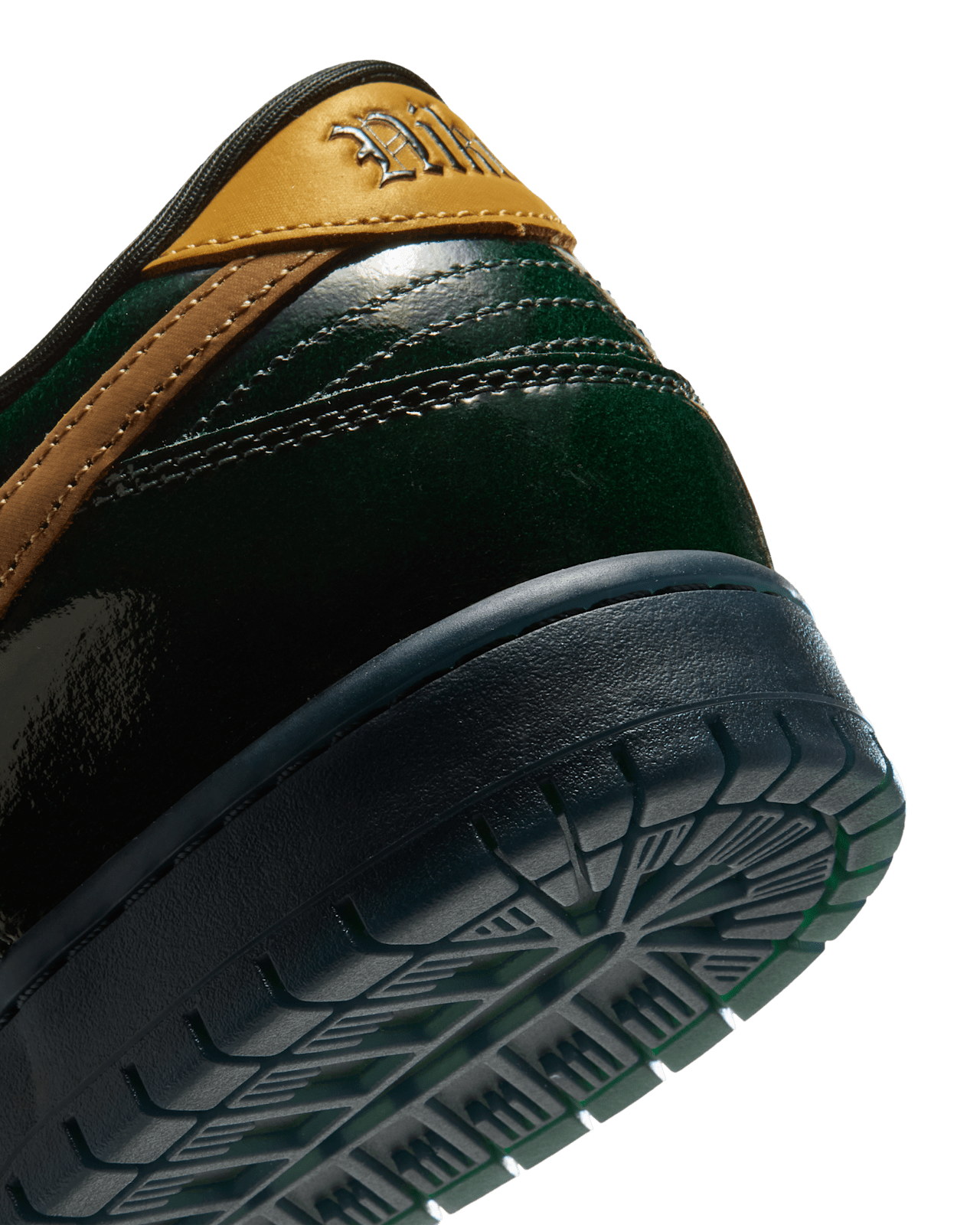 NIKE SB DUNK LOW PRO PRM WC Release Date