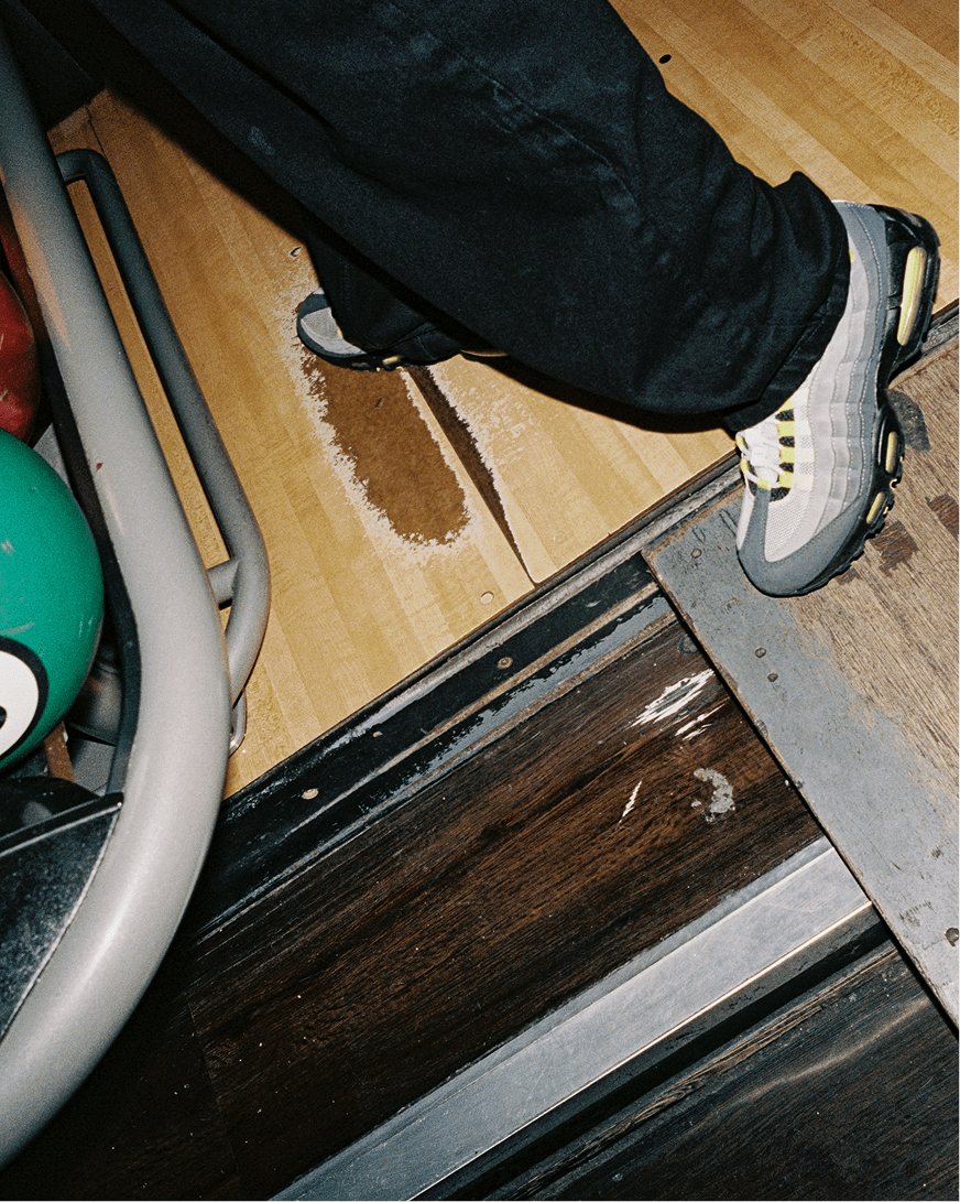 95：グローバル フォト プロジェクト. Nike SNKRS