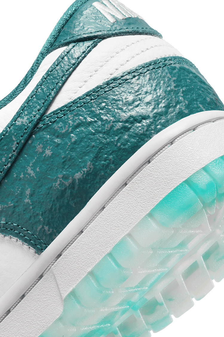 【NIKE公式】レディース ダンク LOW 'Ocean' (DV3029-100 / WMNS NIKE DUNK LOW)