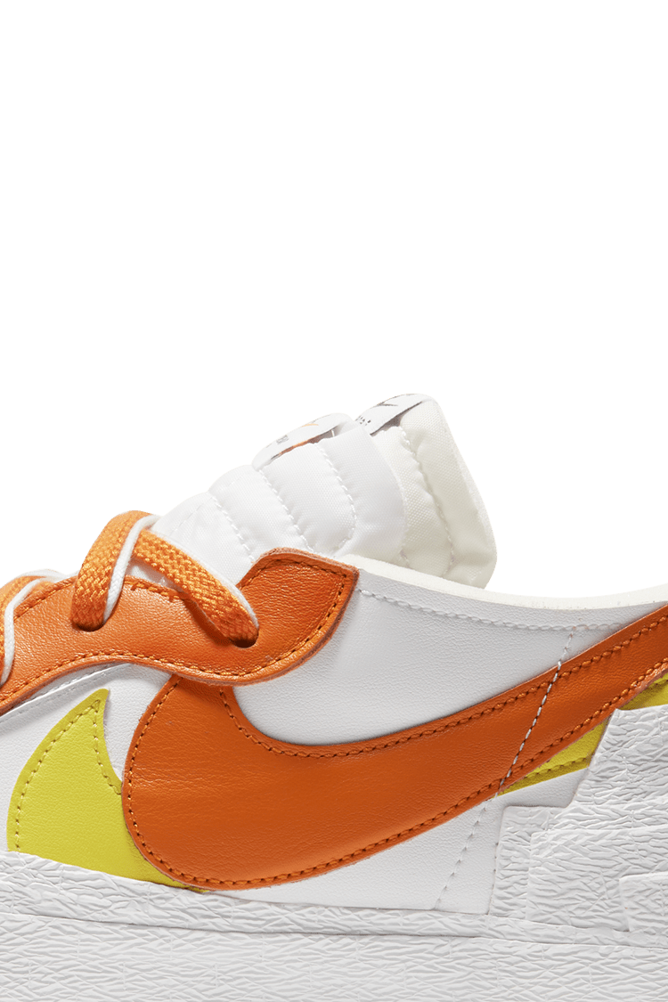 Ημερομηνία κυκλοφορίας του Blazer Low x sacai "Magma Orange"