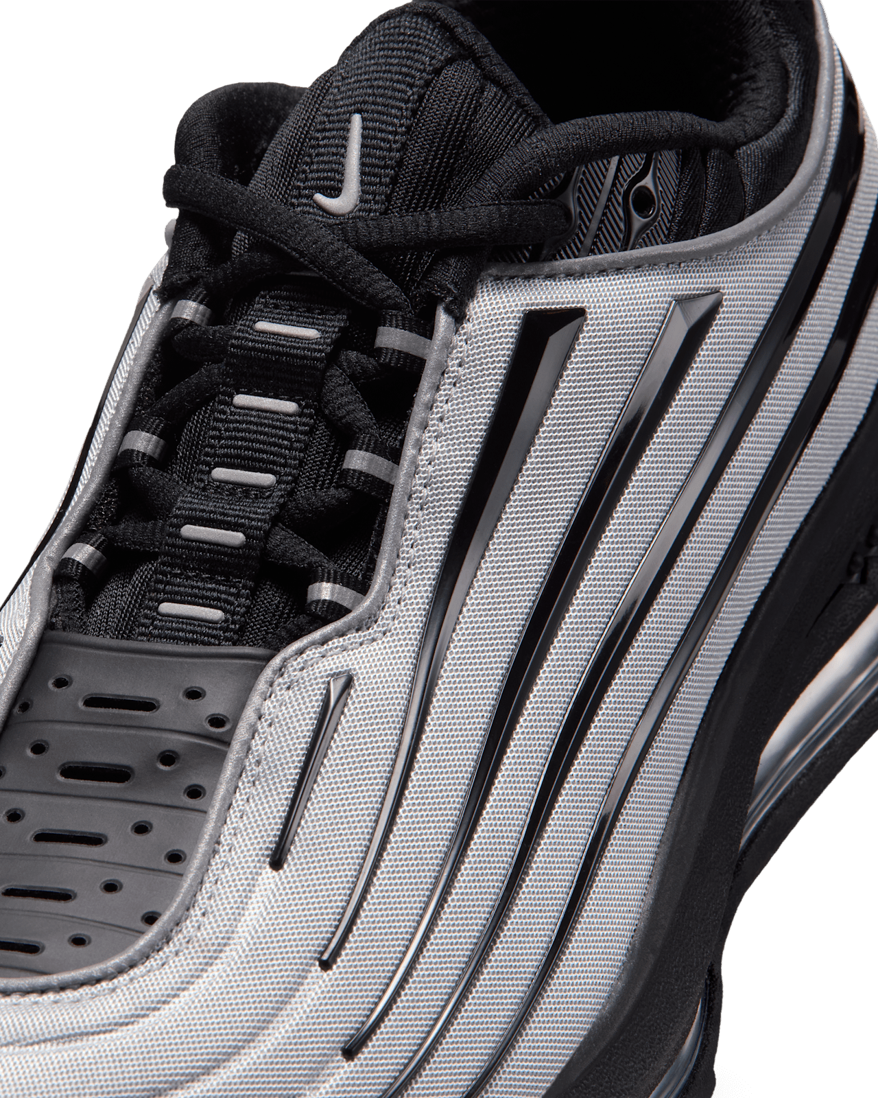 Fecha de lanzamiento de los Air Max Ecstasy Plus "Metallic Silver and White" (IV7022-001)