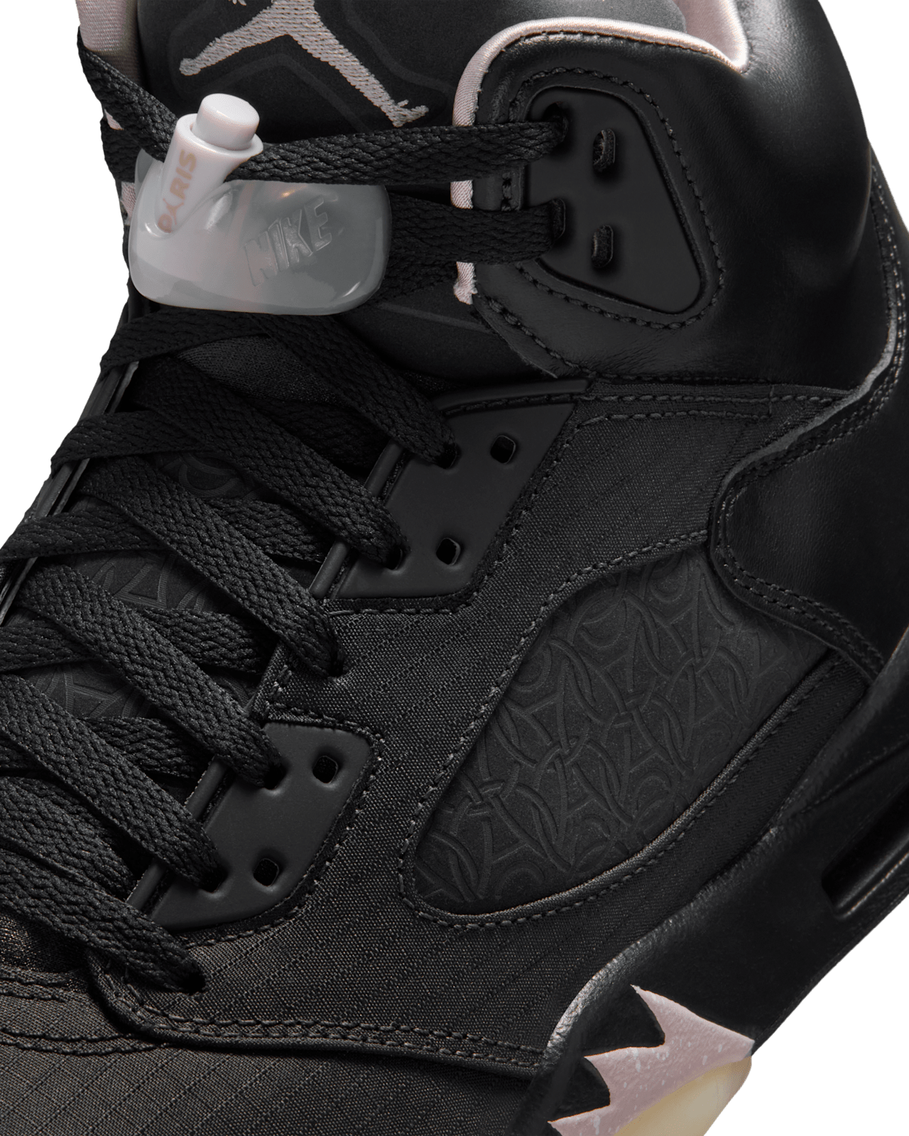 Fecha de lanzamiento de los Air Jordan 5 x Paris Saint-Germain "Off Noir and Anthracite" (HQ3004-001)