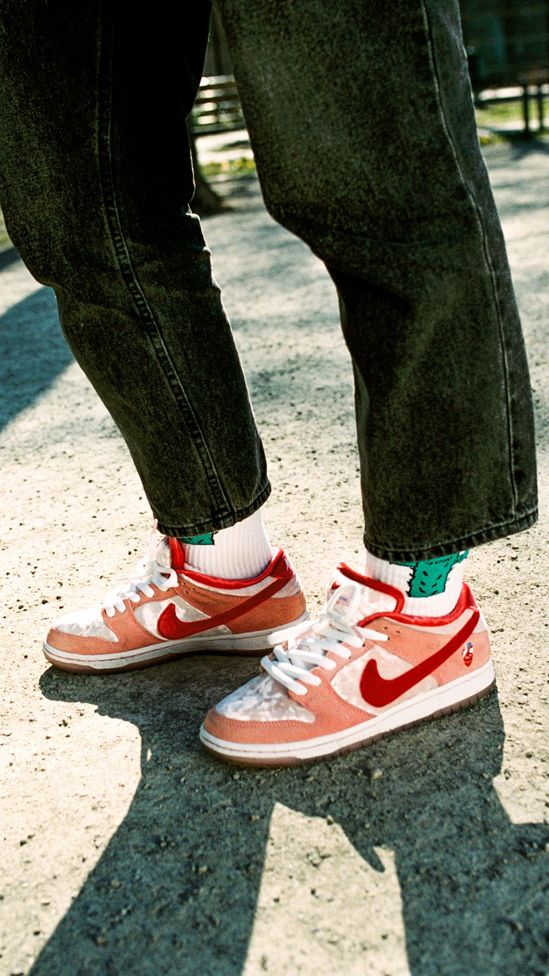 Street SNKRS : SB20th Anniversary