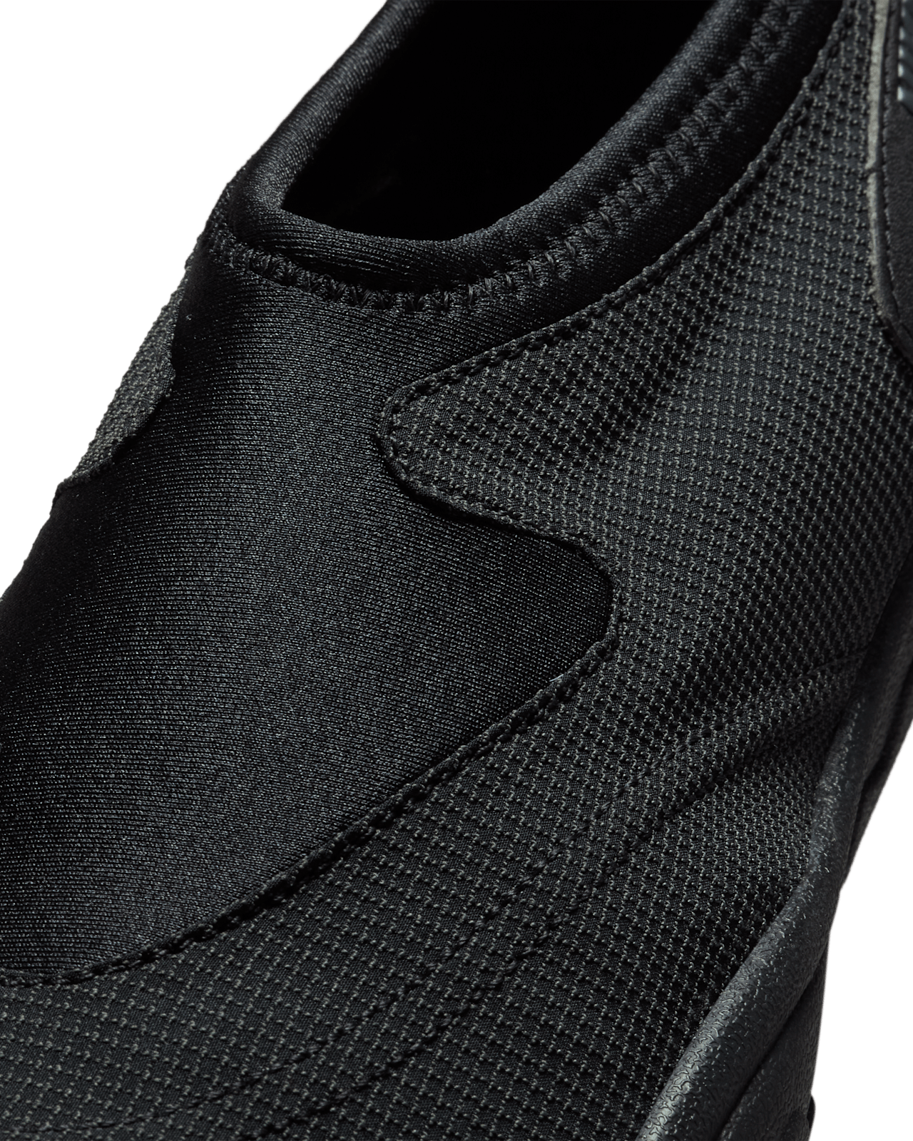 【NIKE公式】アクア ターフ 'Black and Off Noir' (FZ5627-001 / NIKE AQUA TURF)