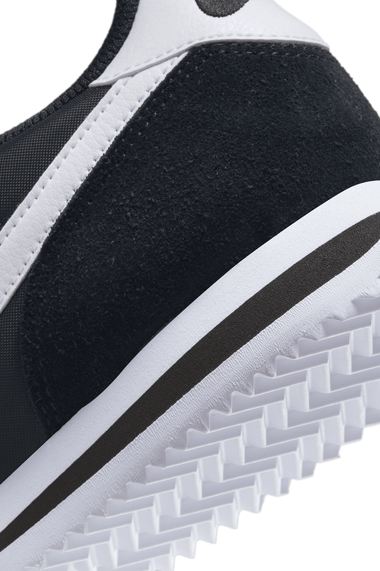 女款 Cortez 'Black and White' (DZ2795-001) 發售日期 
