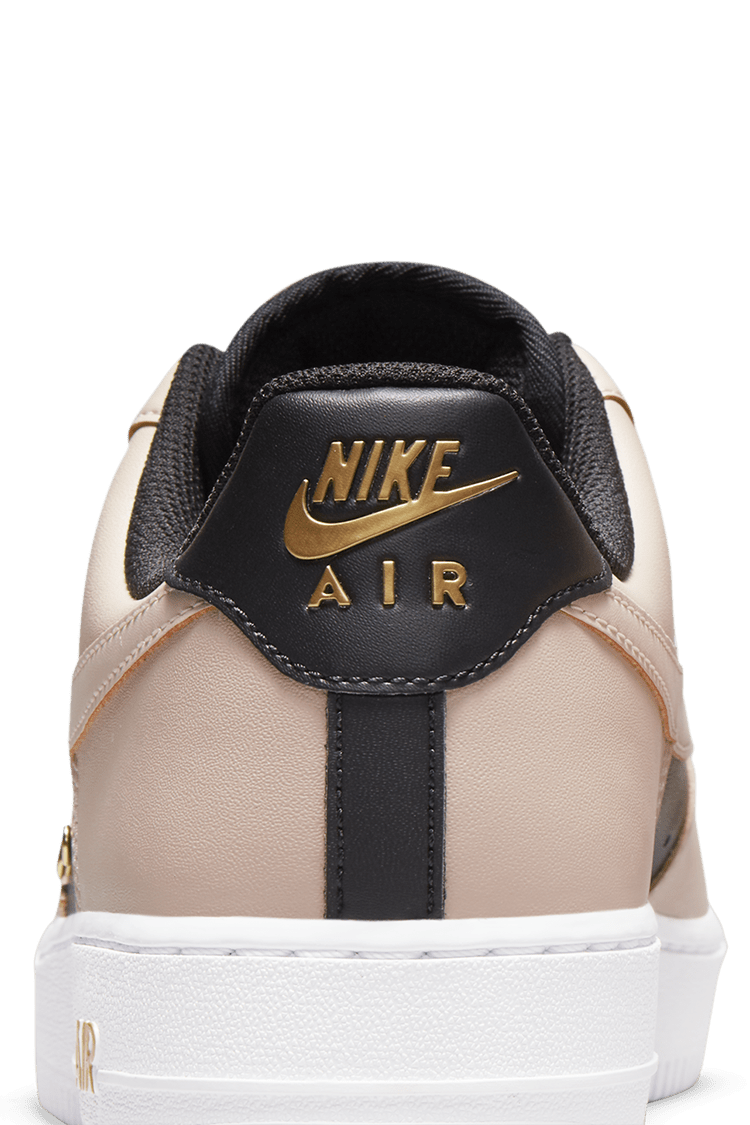 วันเปิดตัว Air Force 1 “Touch of Gold”