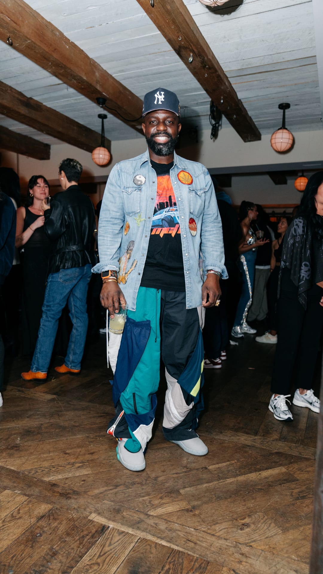 Street SNKRS: NYFW TwoMinds x Vomero