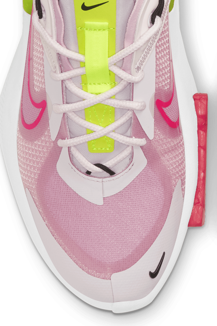 วันเปิดตัว Fontanka Edge “Light Arctic Pink”