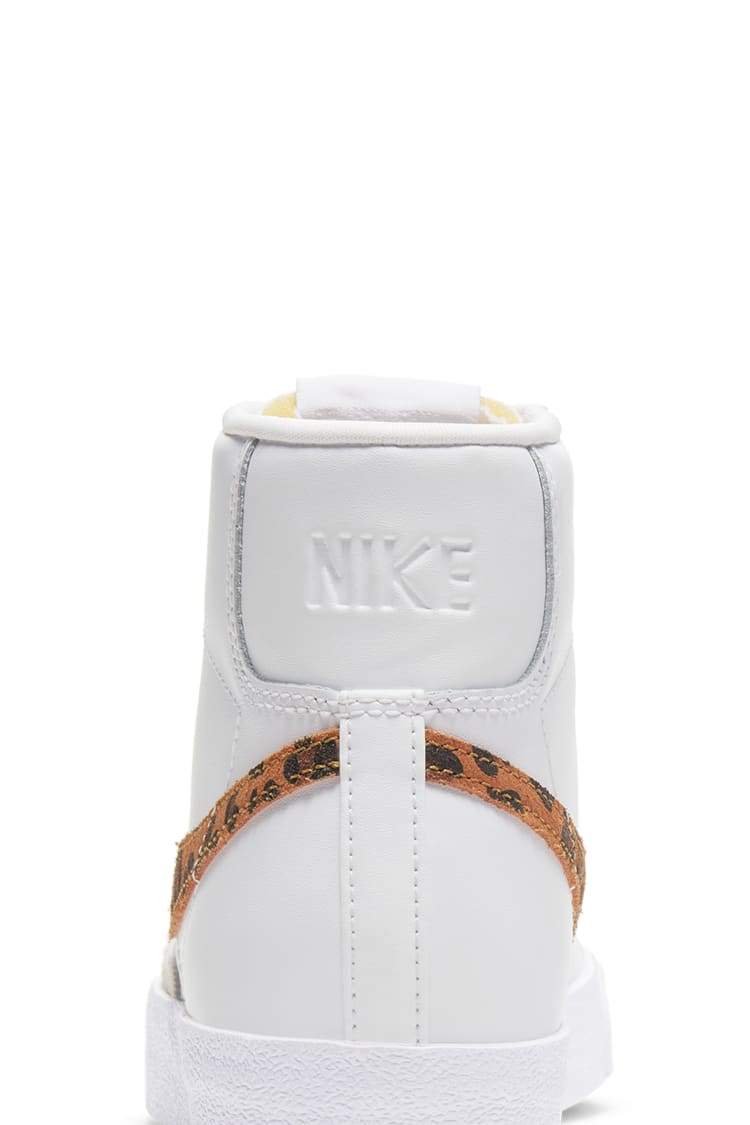 วันเปิดตัว Blazer Mid ‘77 “Leopard” ผู้หญิง