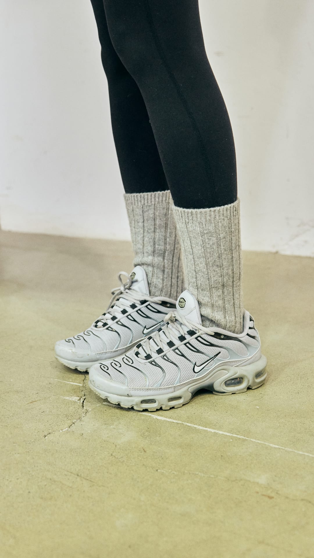 Street SNKRS: TUNE & Khakis Flea Market Part. 2