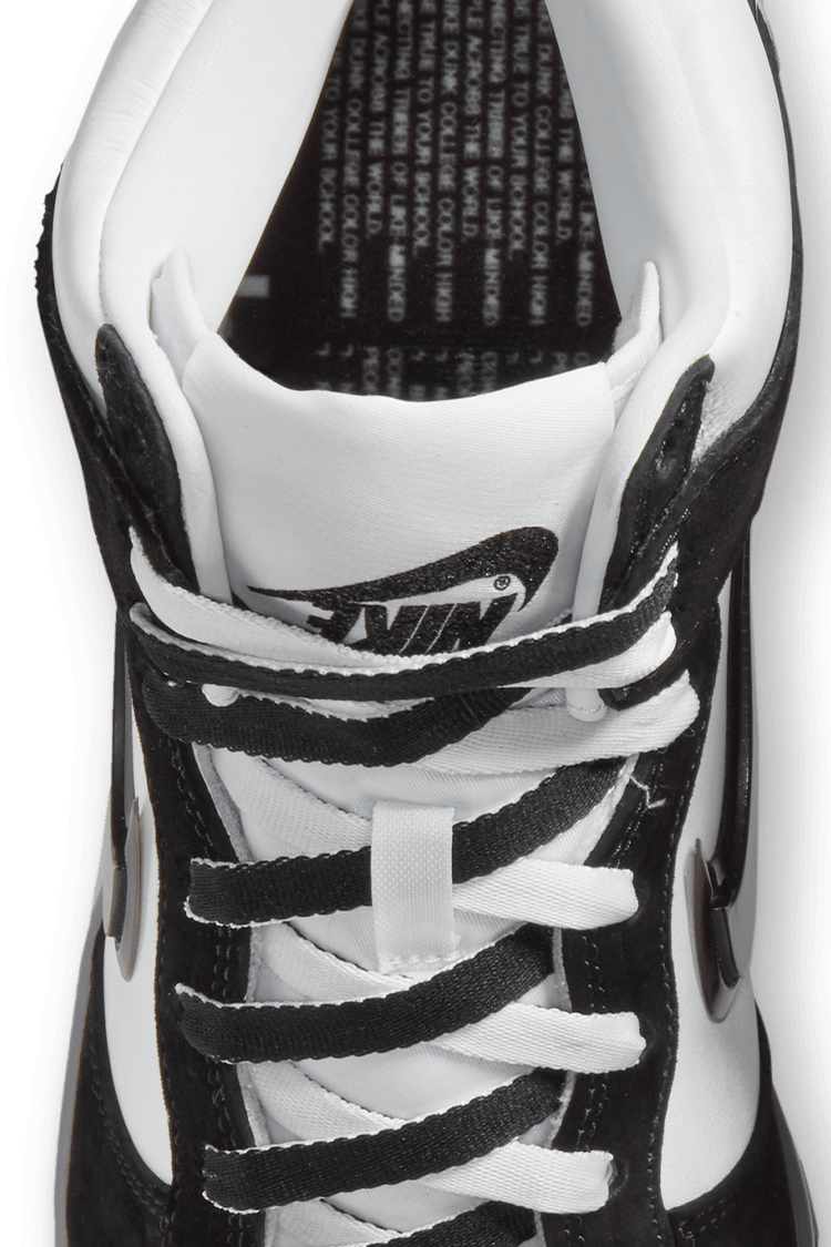 วันเปิดตัว Dunk High x Slam Jam “Clear Black”