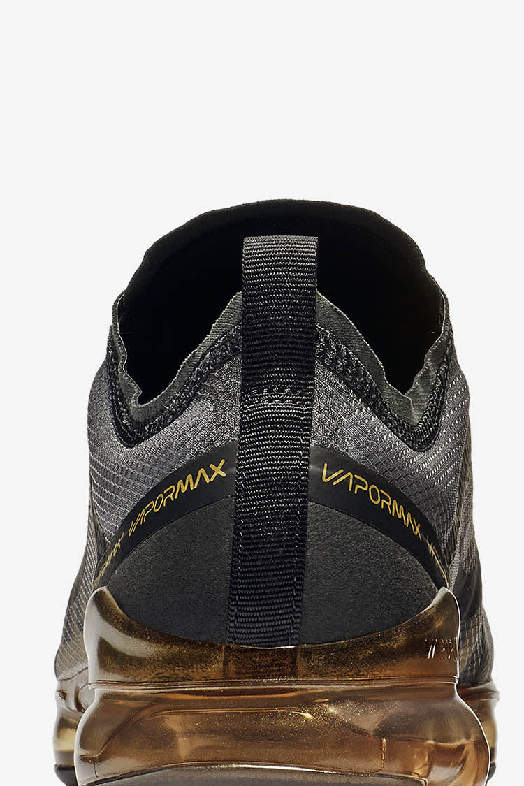 Nike Air Vapormax 2019 Black Metallic Gold Release Date. Nike SNKRS