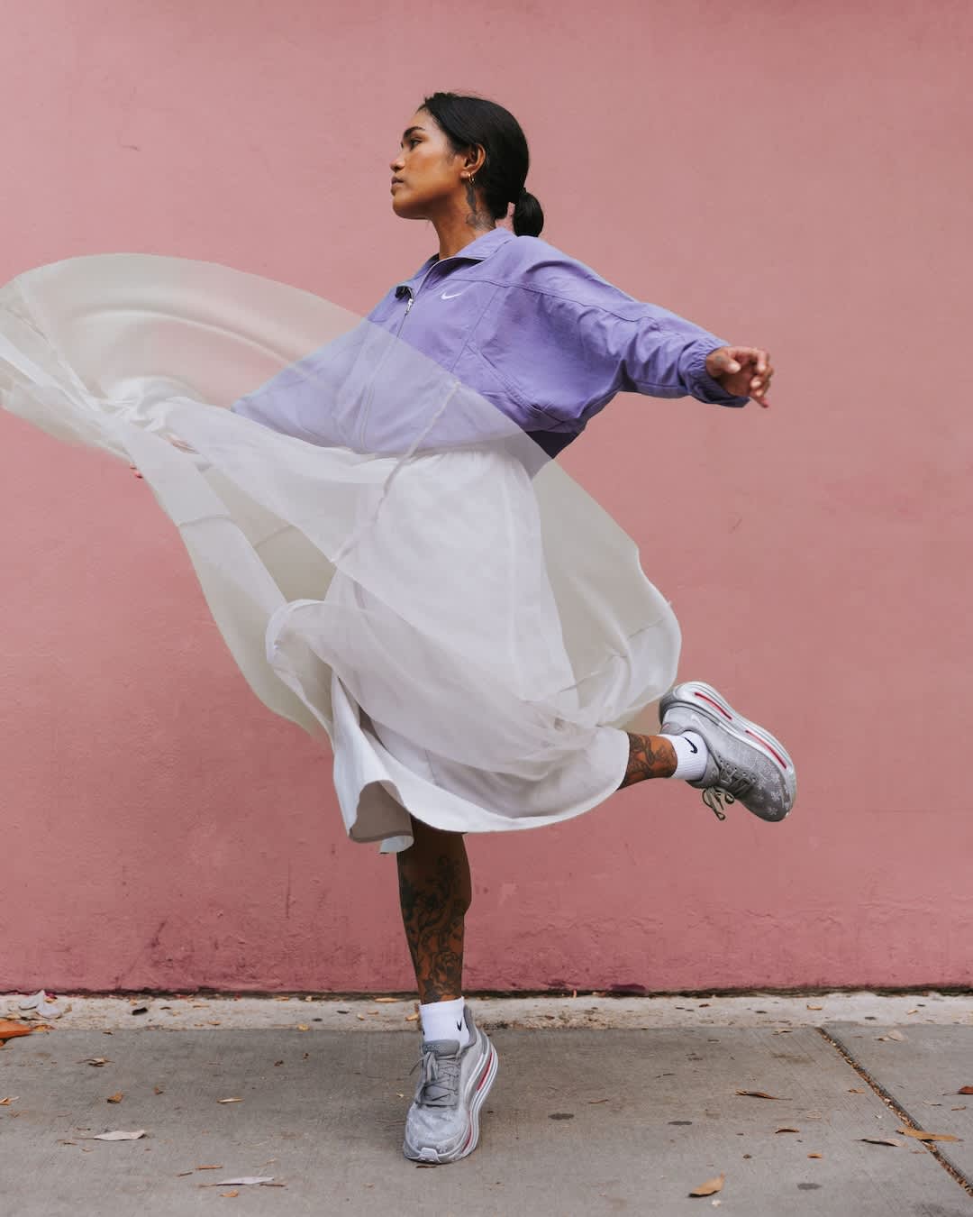 Women's Vomero 'Geyser Grey and Metallic Silver' (IQ0028-001) Release Date