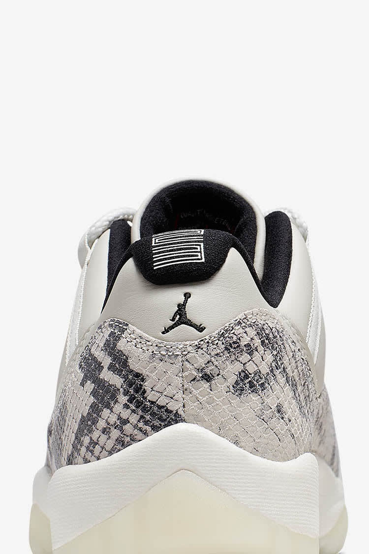 Jordan 11 retro low snake light bone online