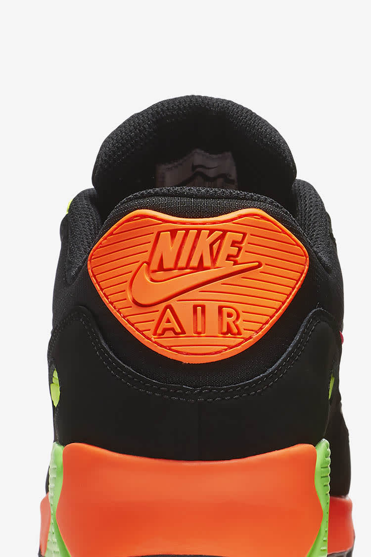 Air Max 90 'Black & Hyper Crimson & Green Strike' Release Date