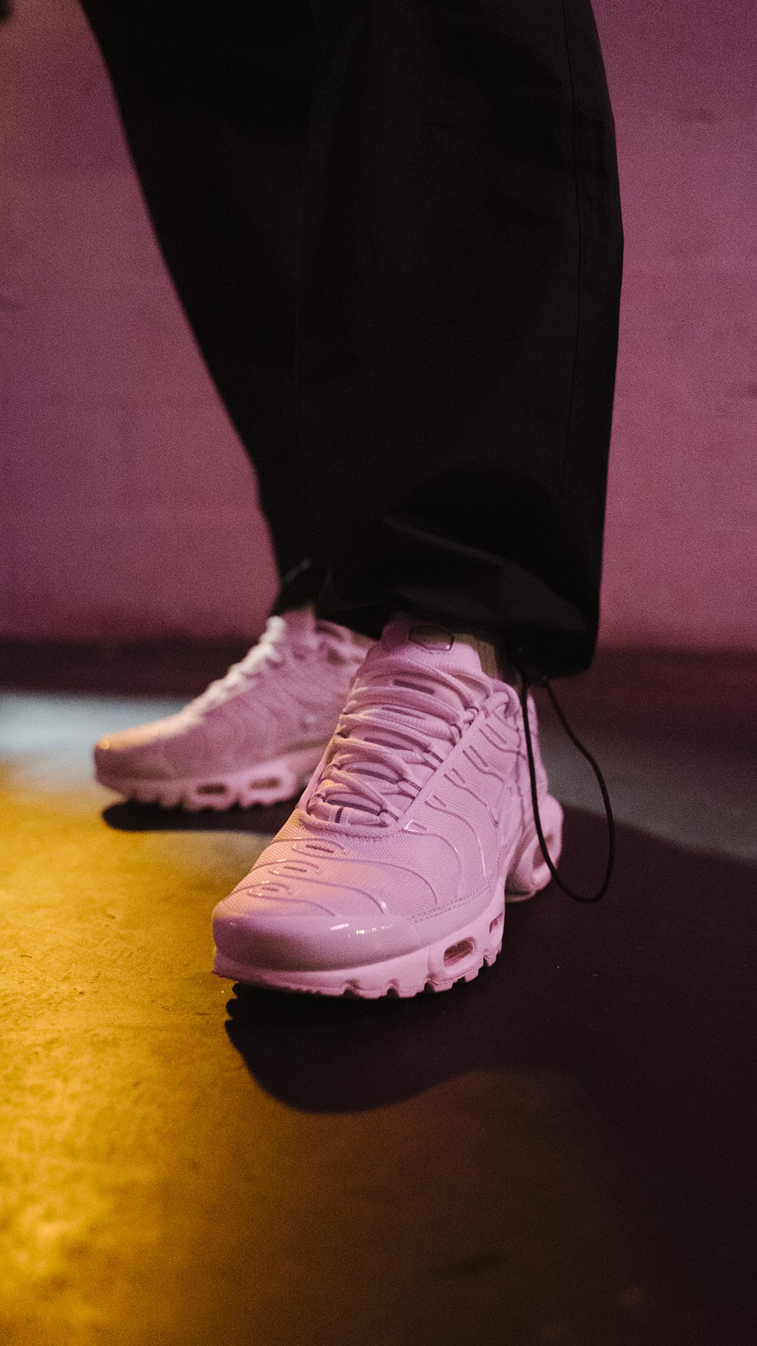 Street SNKRS: PFW Party
